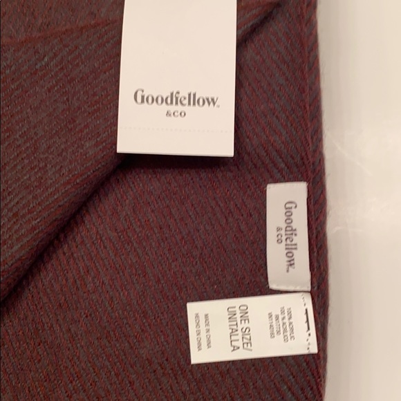 Goodfellow & co berry fringed scarf - Picture 2 of 4